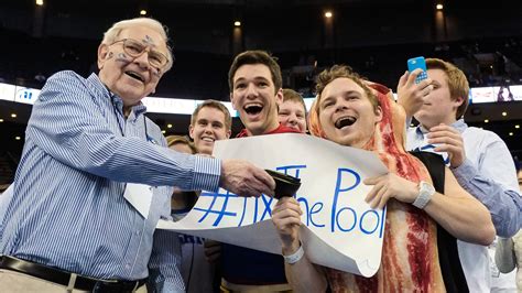 odds of winning march madness|Warren Buffett's March Madness Bracket Challenge: What Are th.